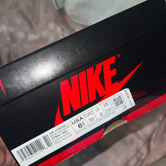 Jordan 1 Patent Bred Leather - Picture 8 of 8